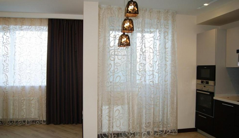 Студия, Бачуринская 8